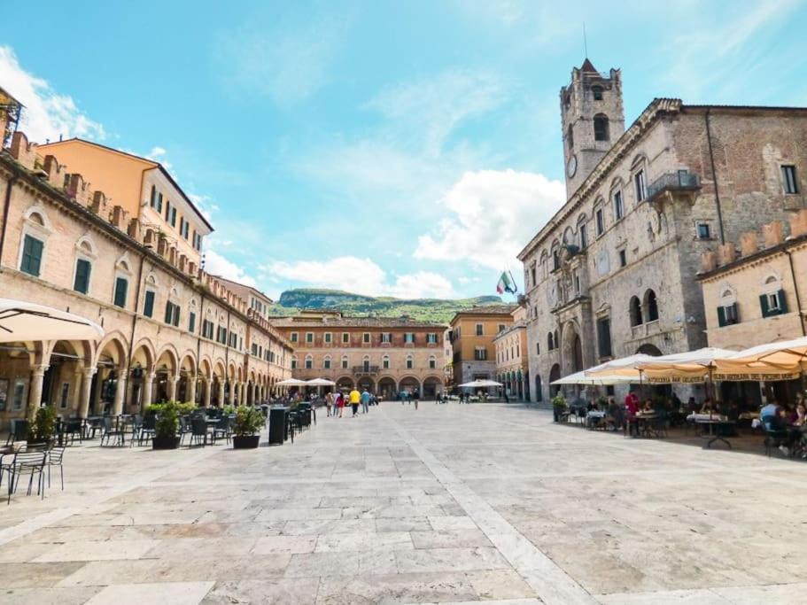 Apartmán Charme In Centro With Private Parking Ascoli Piceno Exteriér fotografie